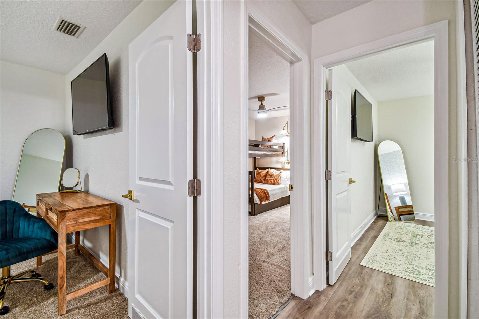 10503 NILE CT — photo 32