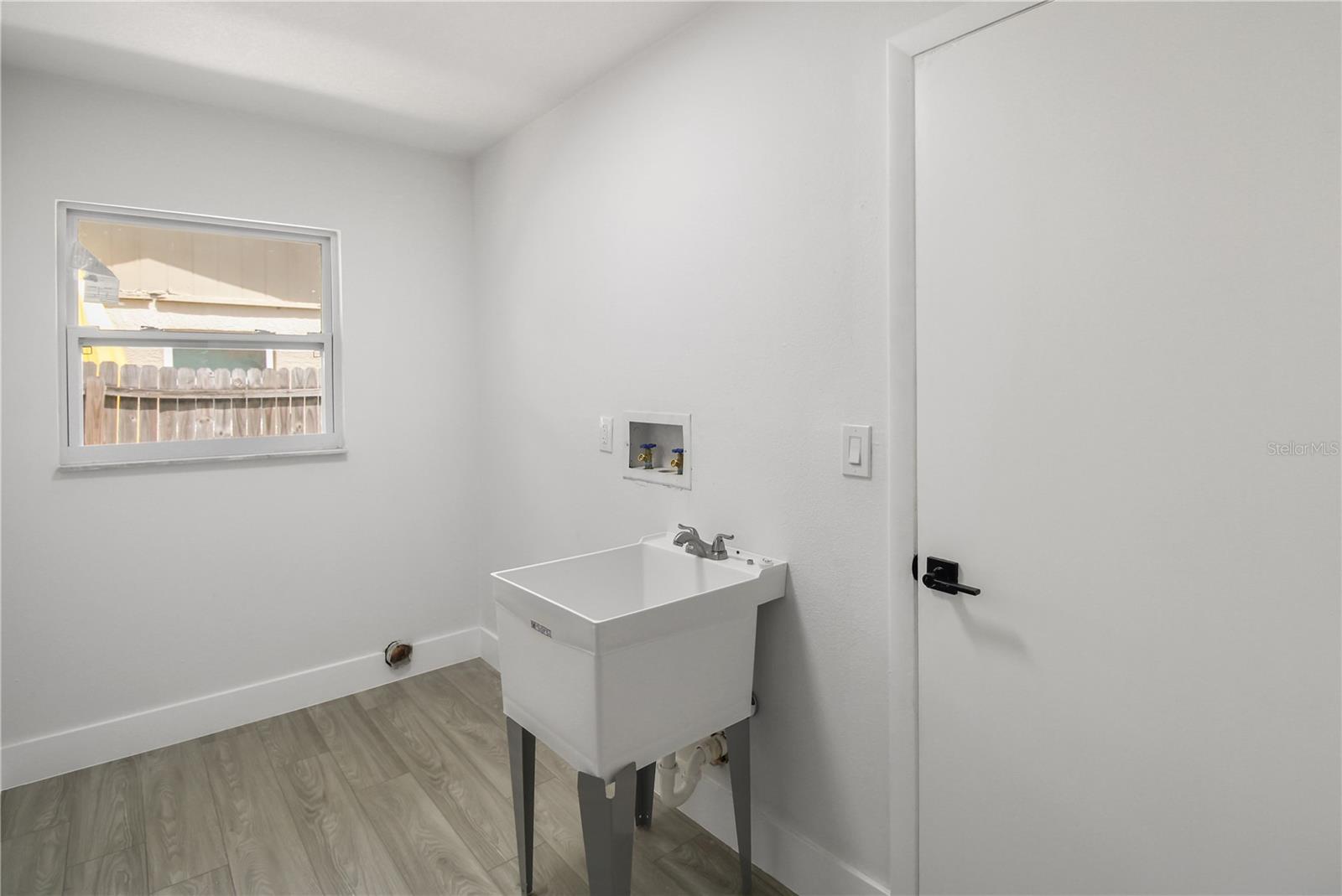 11492 93RD ST — photo 35
