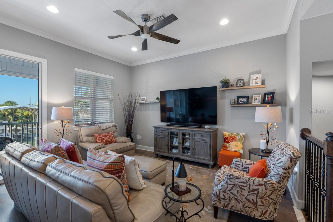 6057 MOORINGS DR S — photo 15