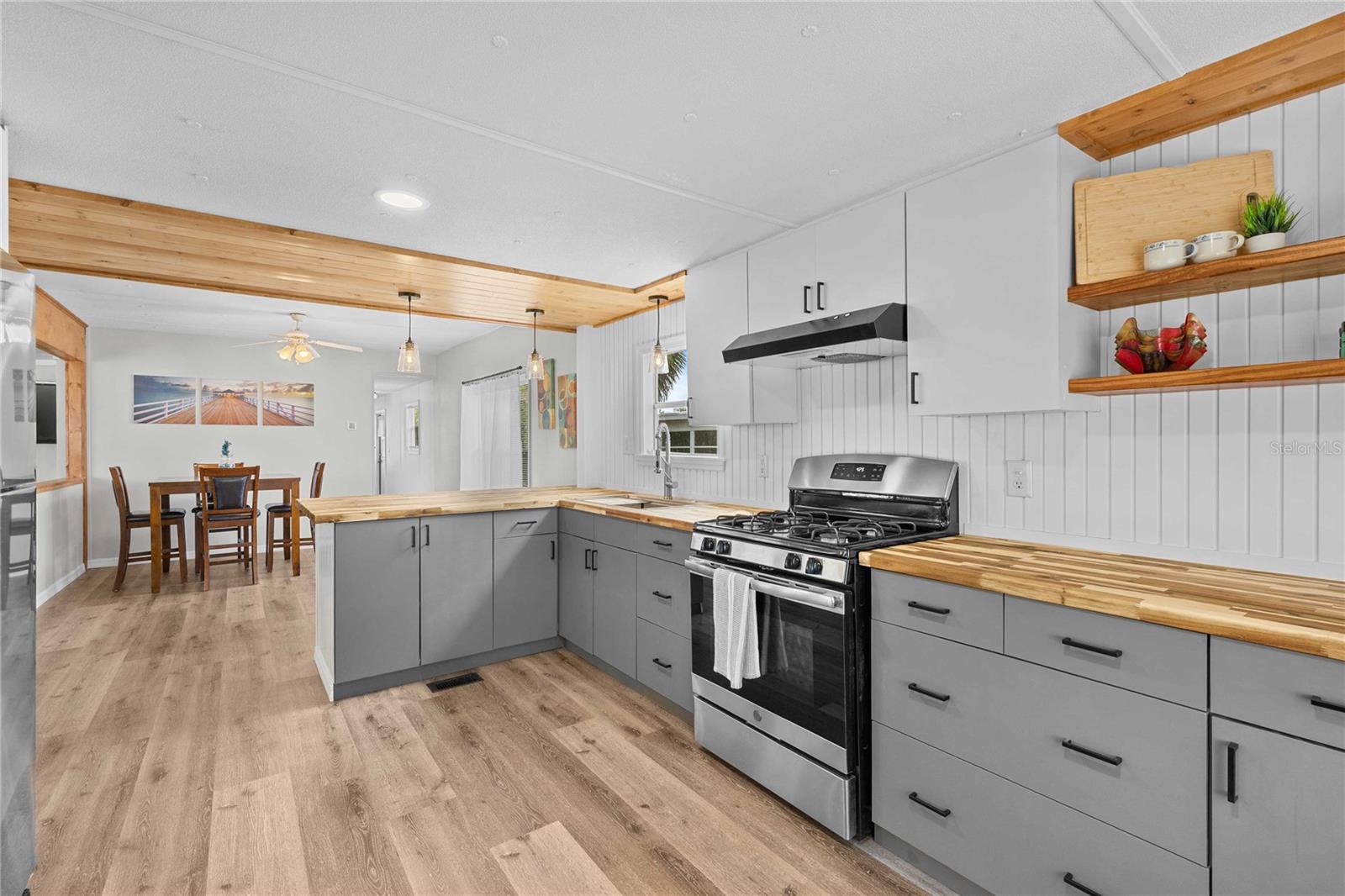 5345 JO ST — photo 14