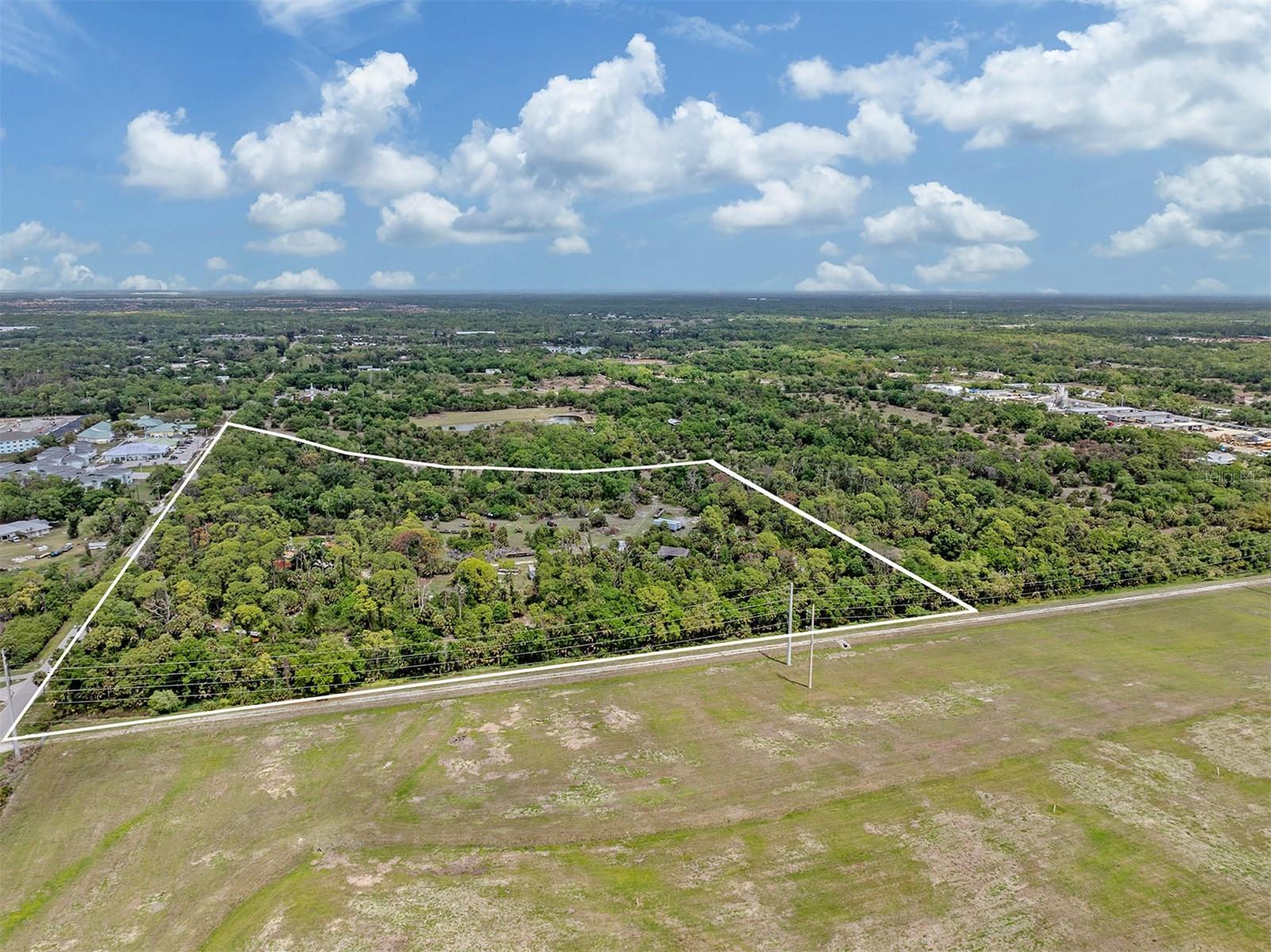 400 S HAVANA RD — photo 8