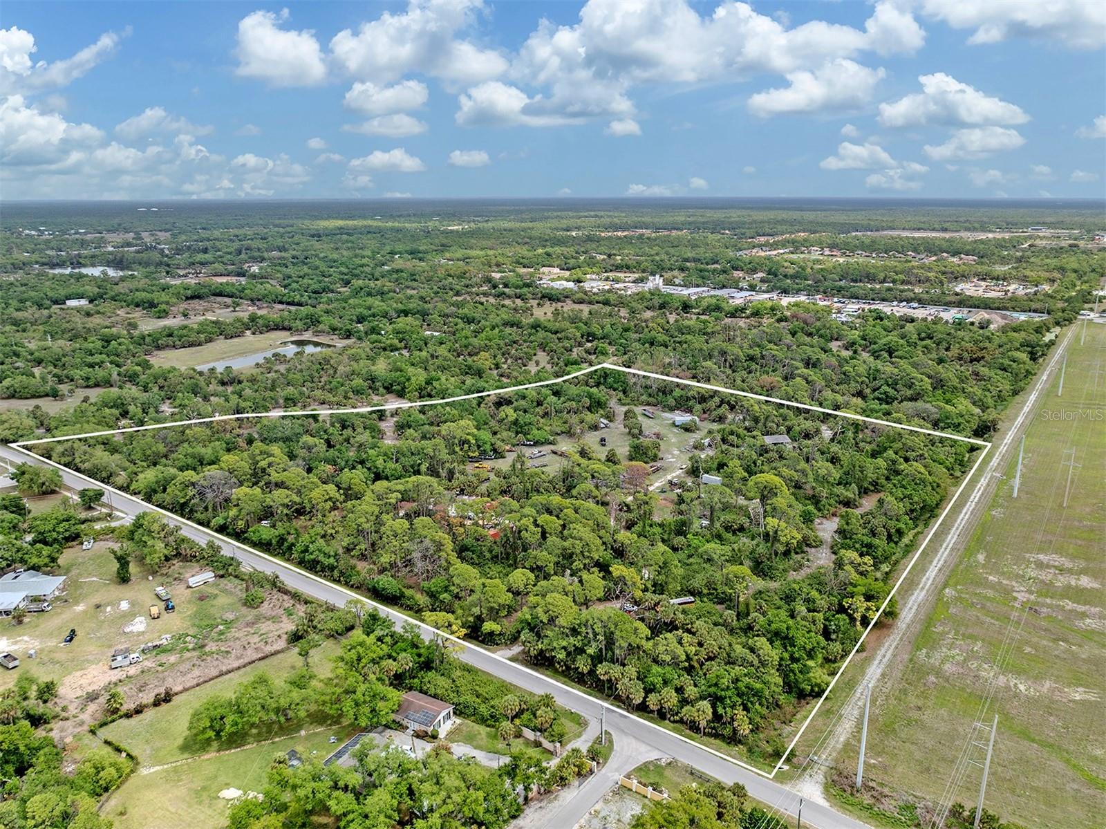 400 S HAVANA RD — photo 4