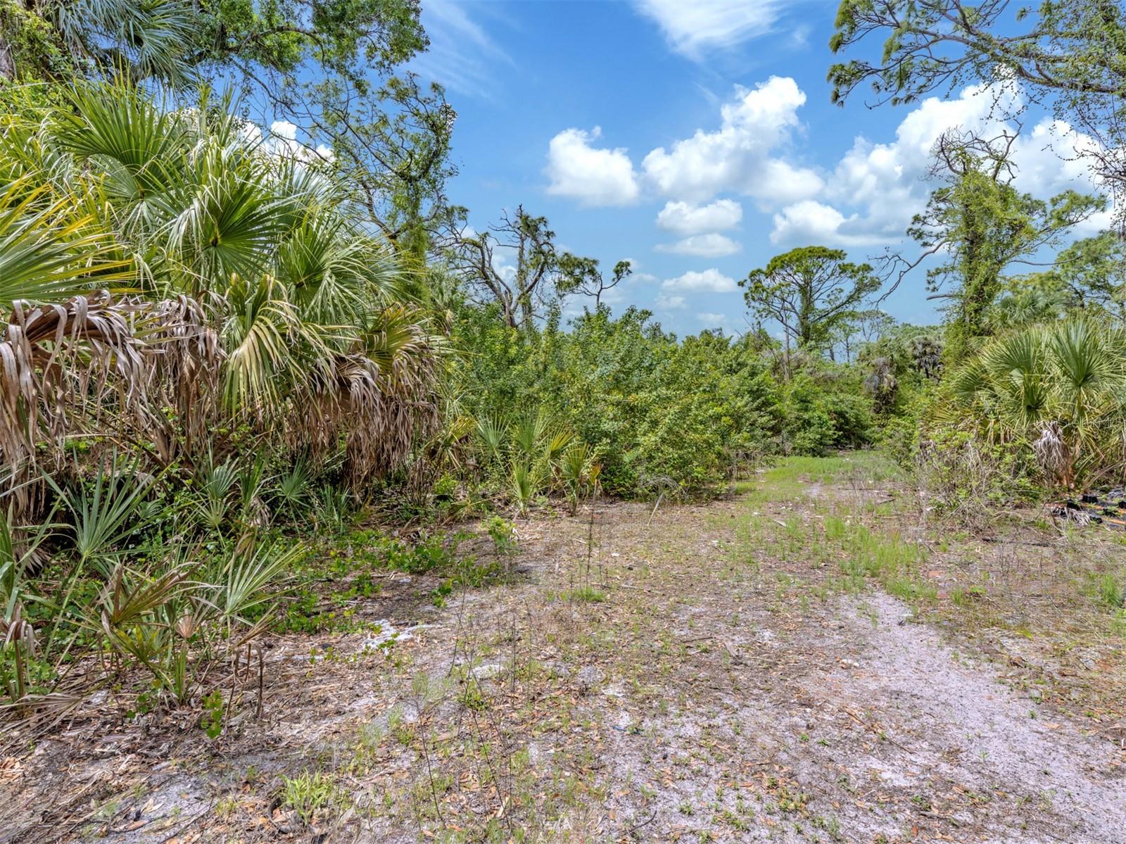400 S HAVANA RD — photo 18