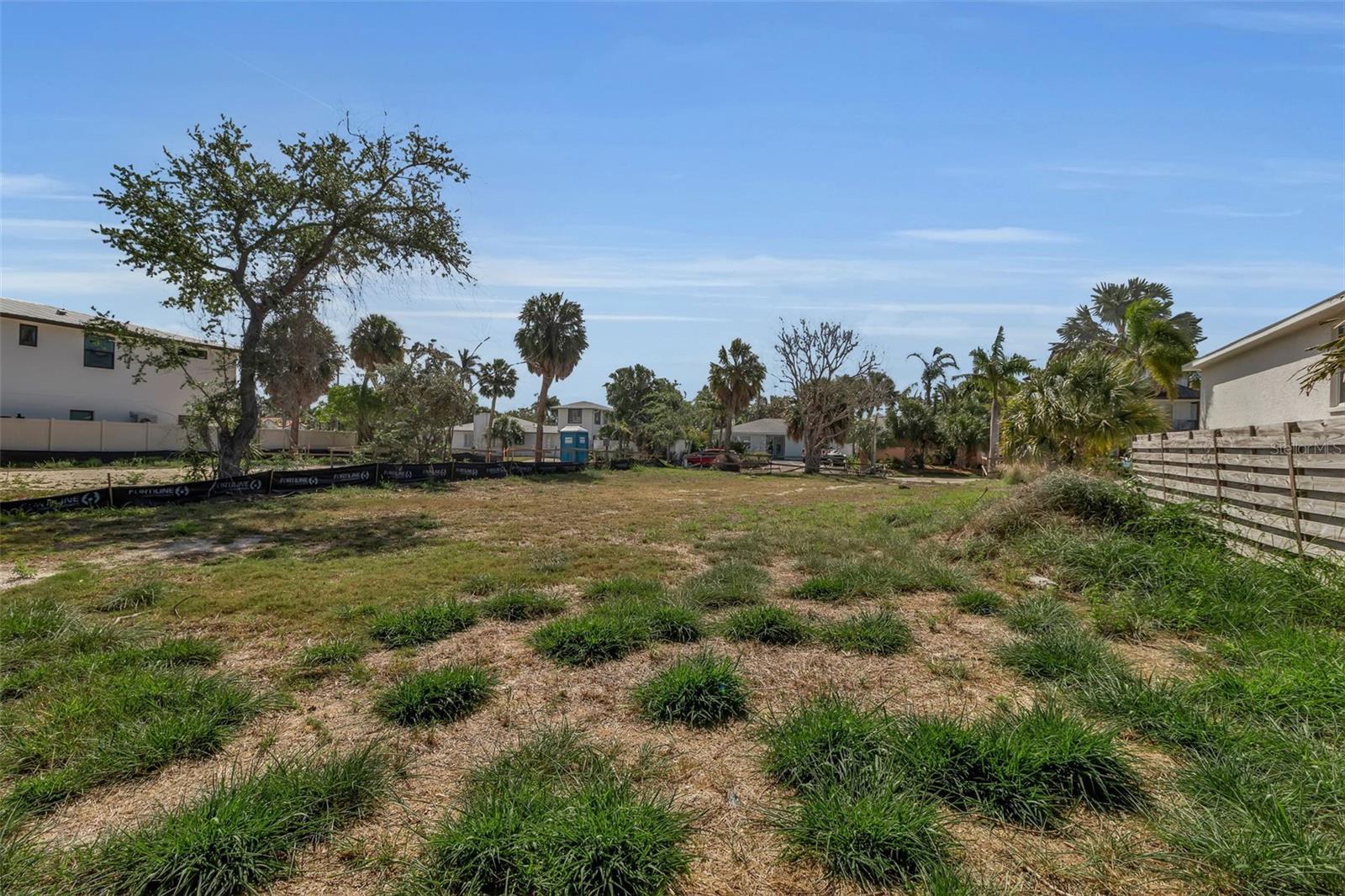243 COOLIDGE DR — photo 10