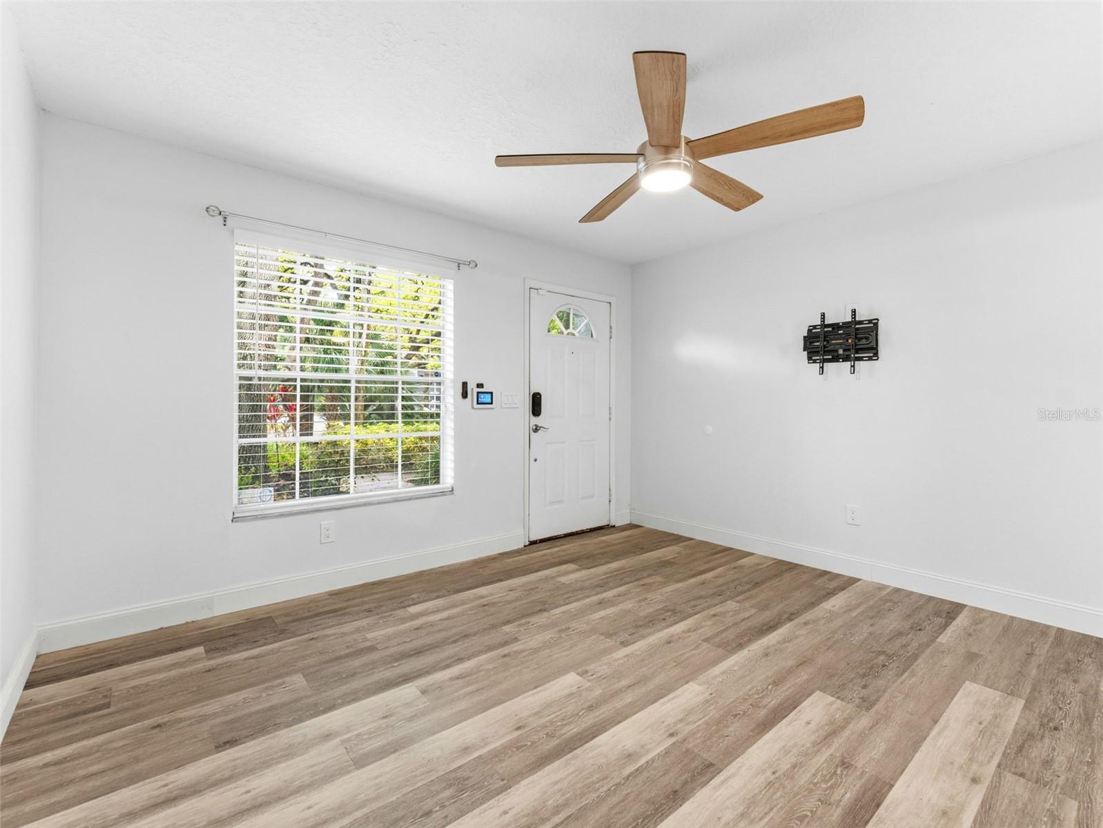 2155 FOX CHASE BLVD — photo 8