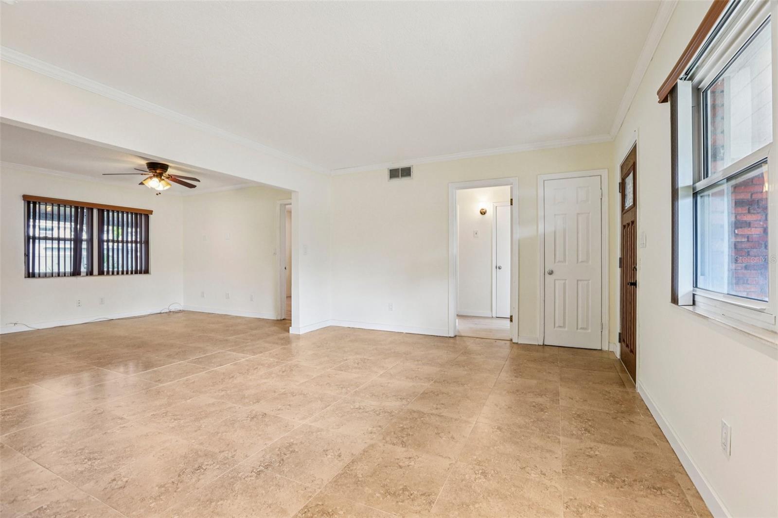 215 S WEST SHORE BLVD — photo 12