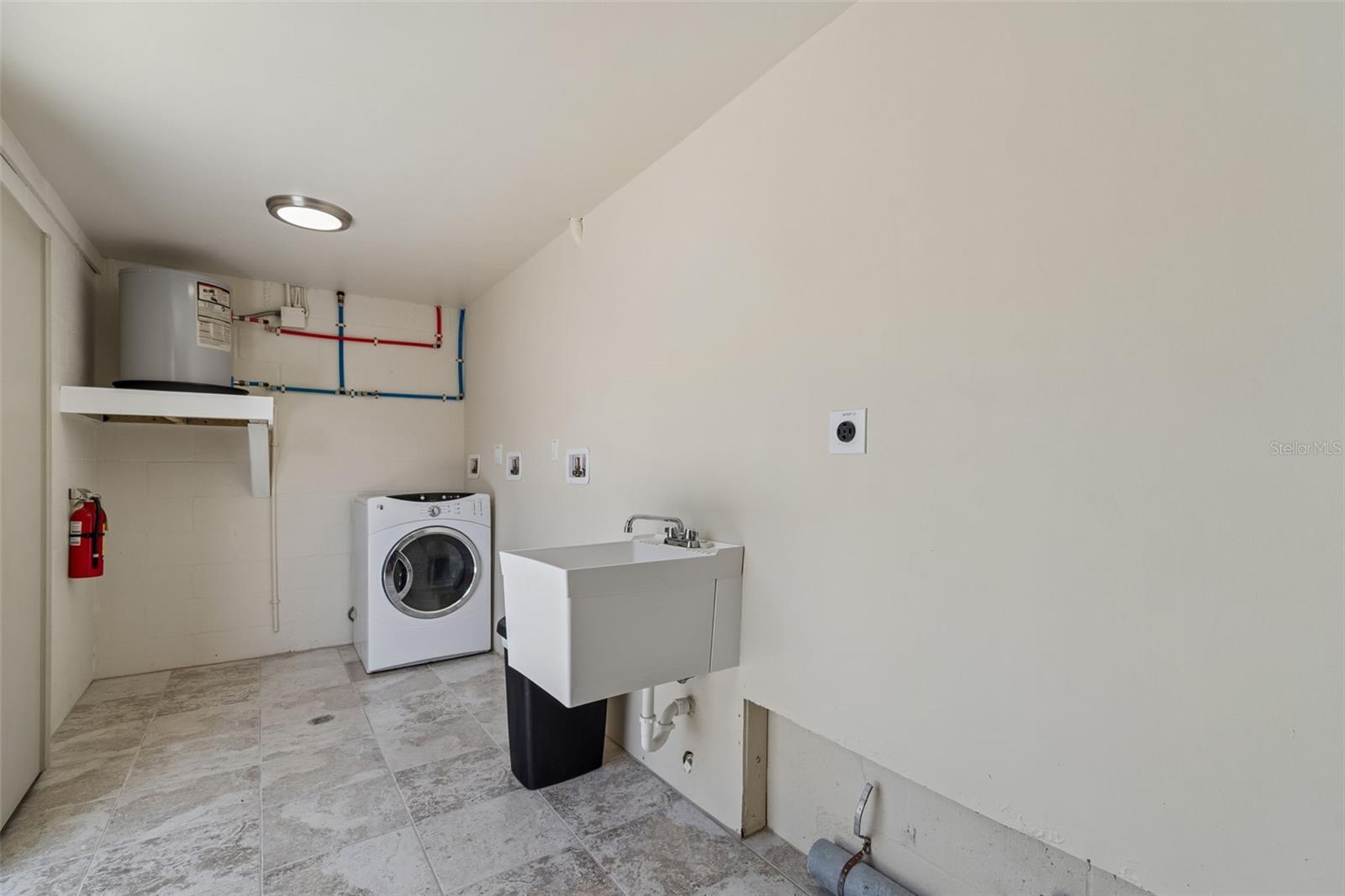2307 BAY BLVD — photo 86
