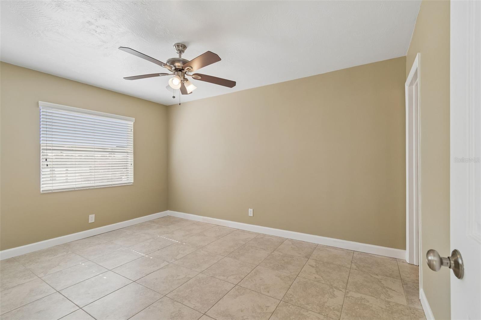 2307 BAY BLVD — photo 36