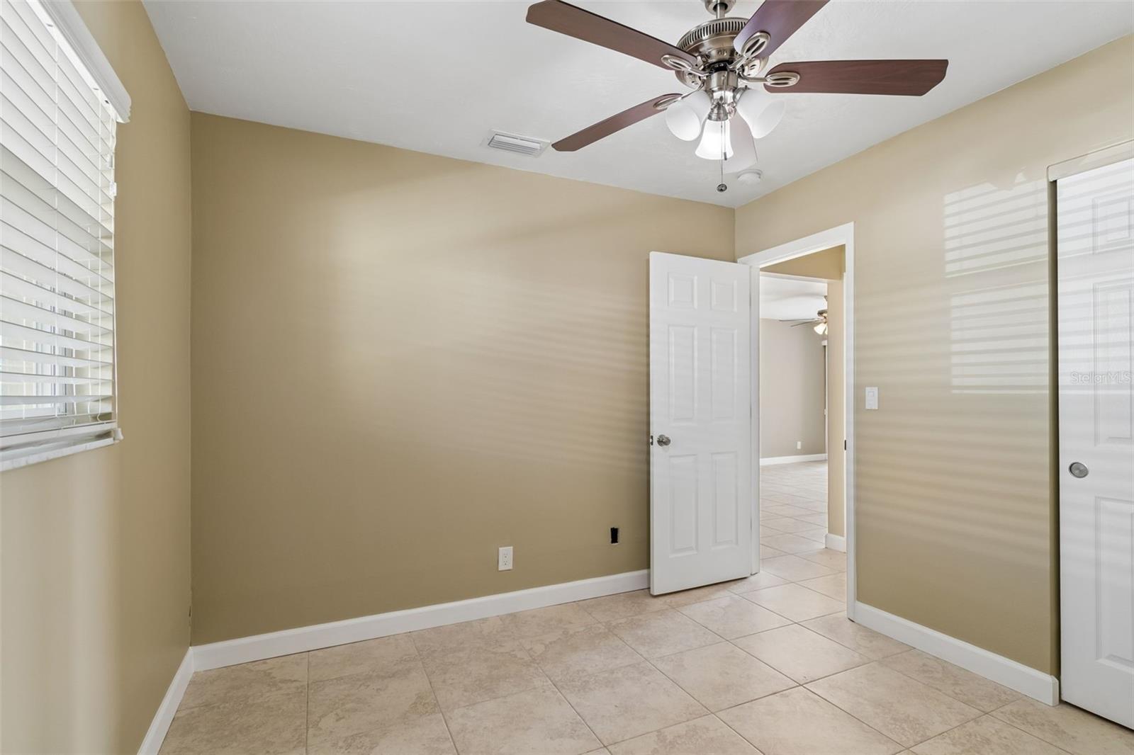 2307 BAY BLVD — photo 39