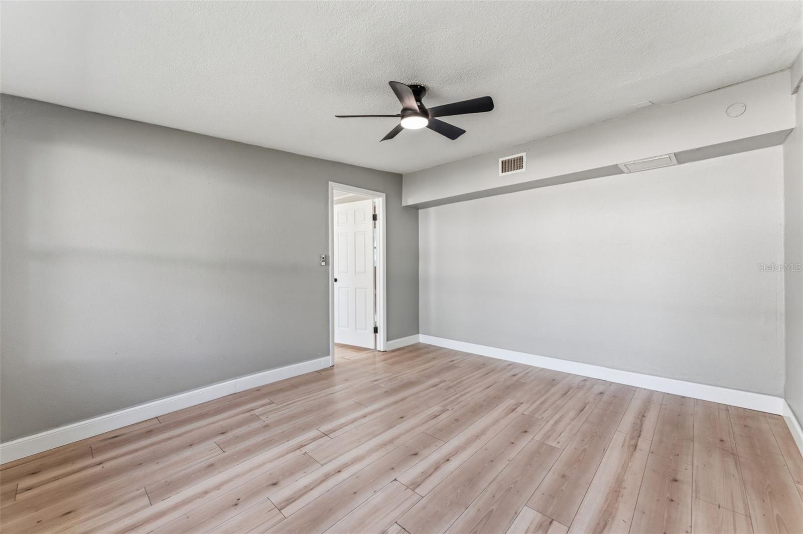 2521 HIGHLAND ACRES DR — photo 14