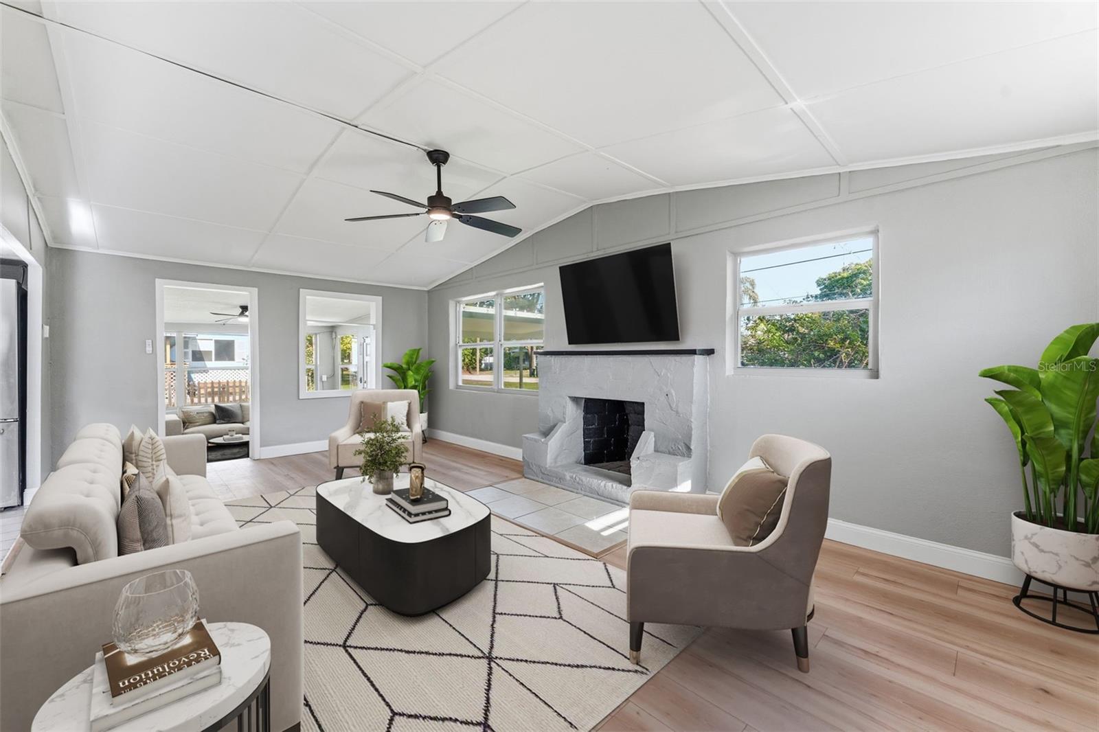 2521 HIGHLAND ACRES DR — photo 8