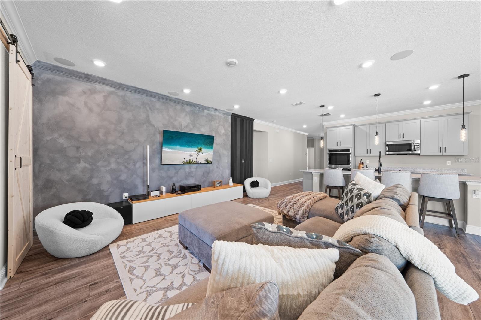 31041 JAZZ LEAF PL — photo 2