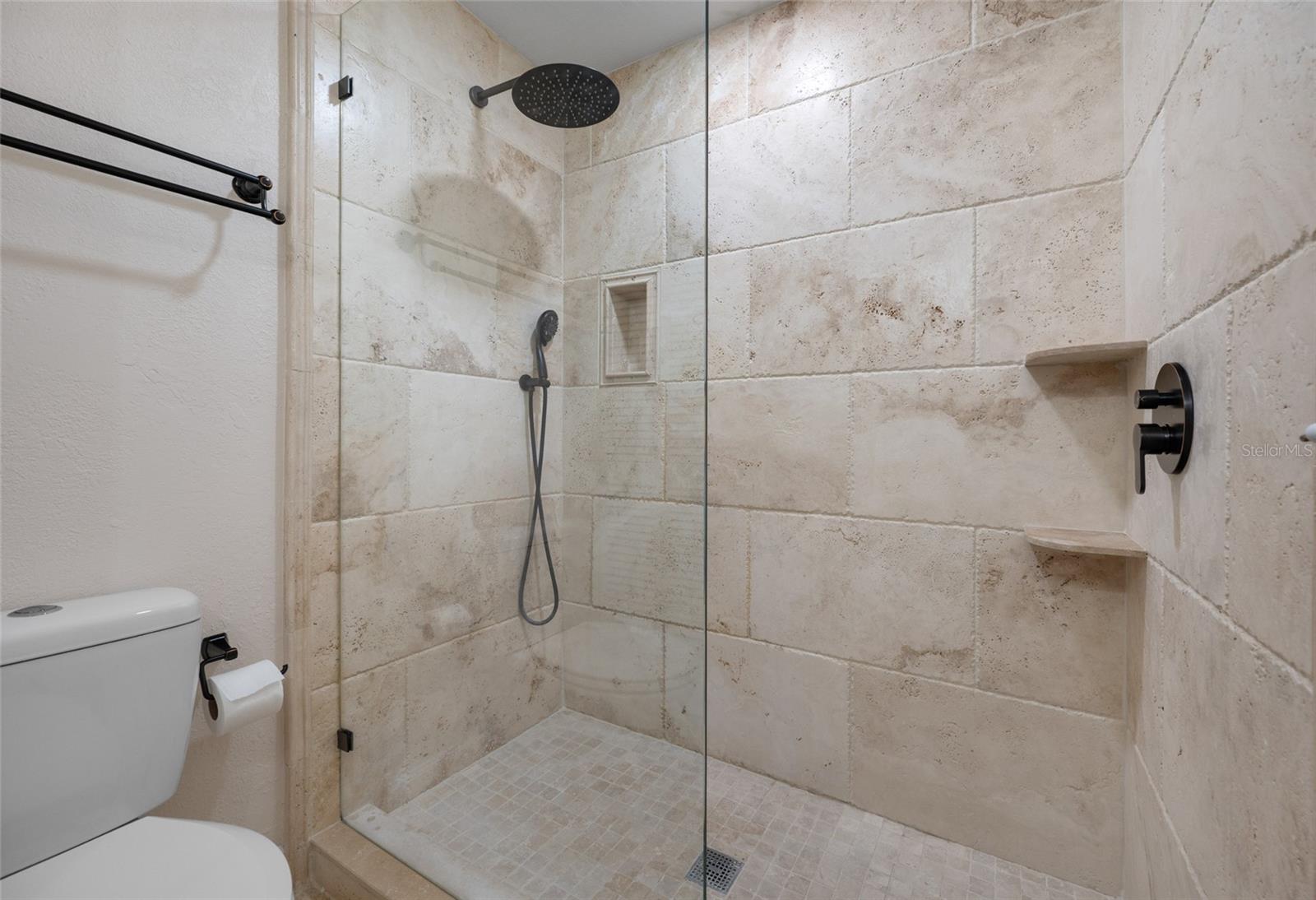10416 SAINT TROPEZ PL — photo 39