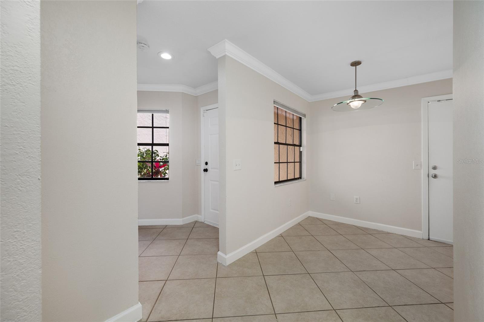 10416 SAINT TROPEZ PL — photo 24