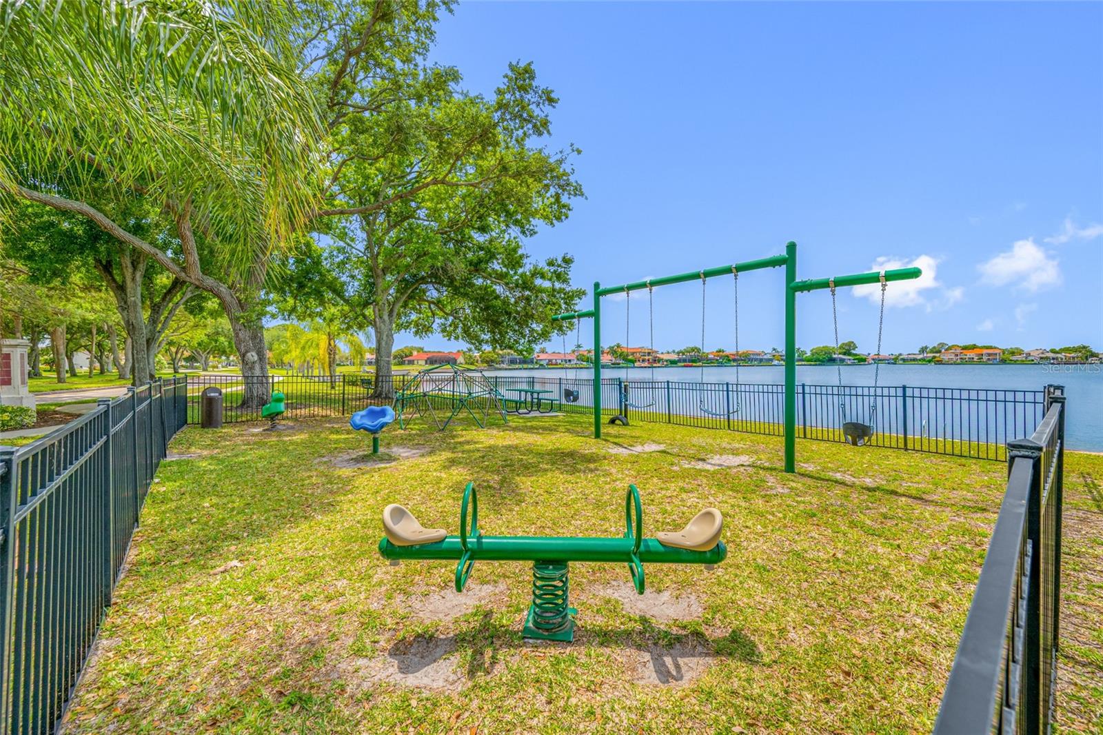 10416 SAINT TROPEZ PL — photo 62