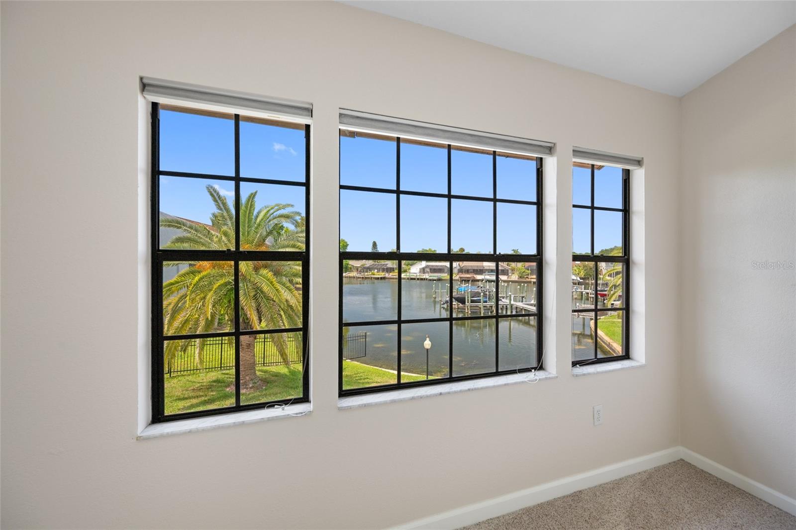 10416 SAINT TROPEZ PL — photo 13