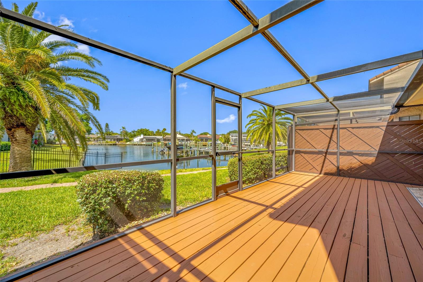 10416 SAINT TROPEZ PL — photo 3