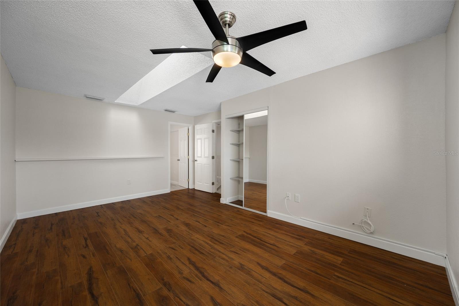 10416 SAINT TROPEZ PL — photo 33
