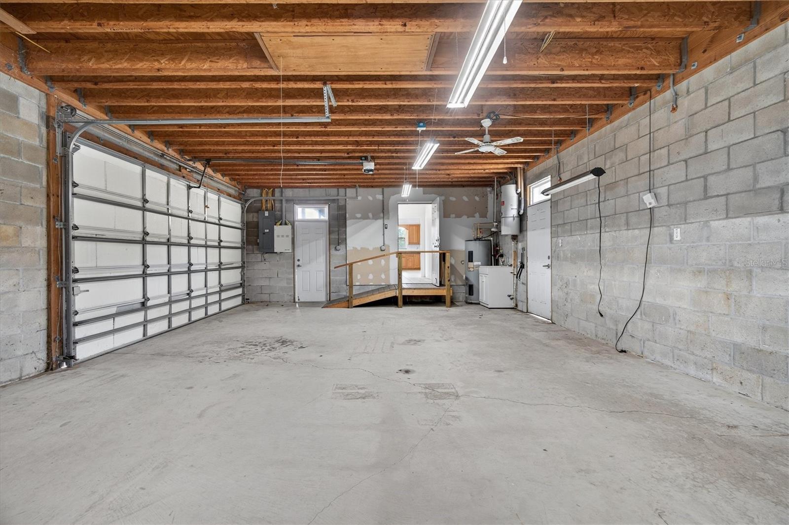 38327 HAMRICH DR — photo 33