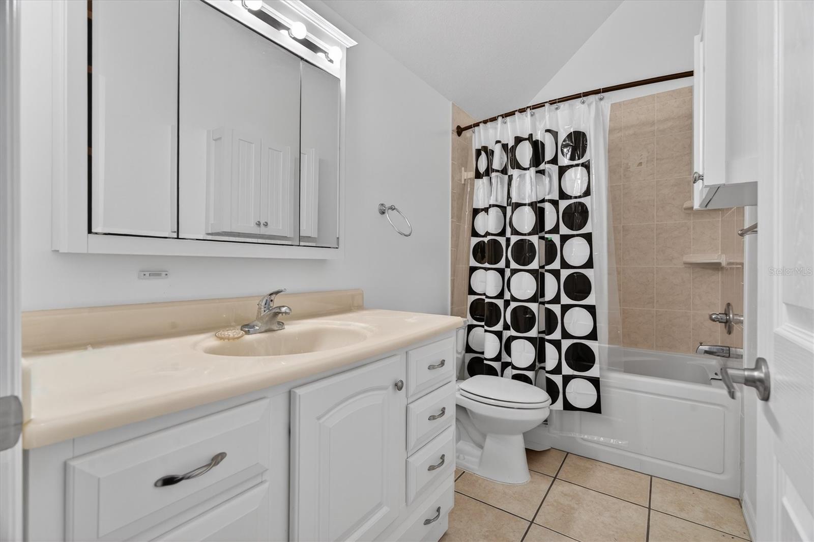 38327 HAMRICH DR — photo 26