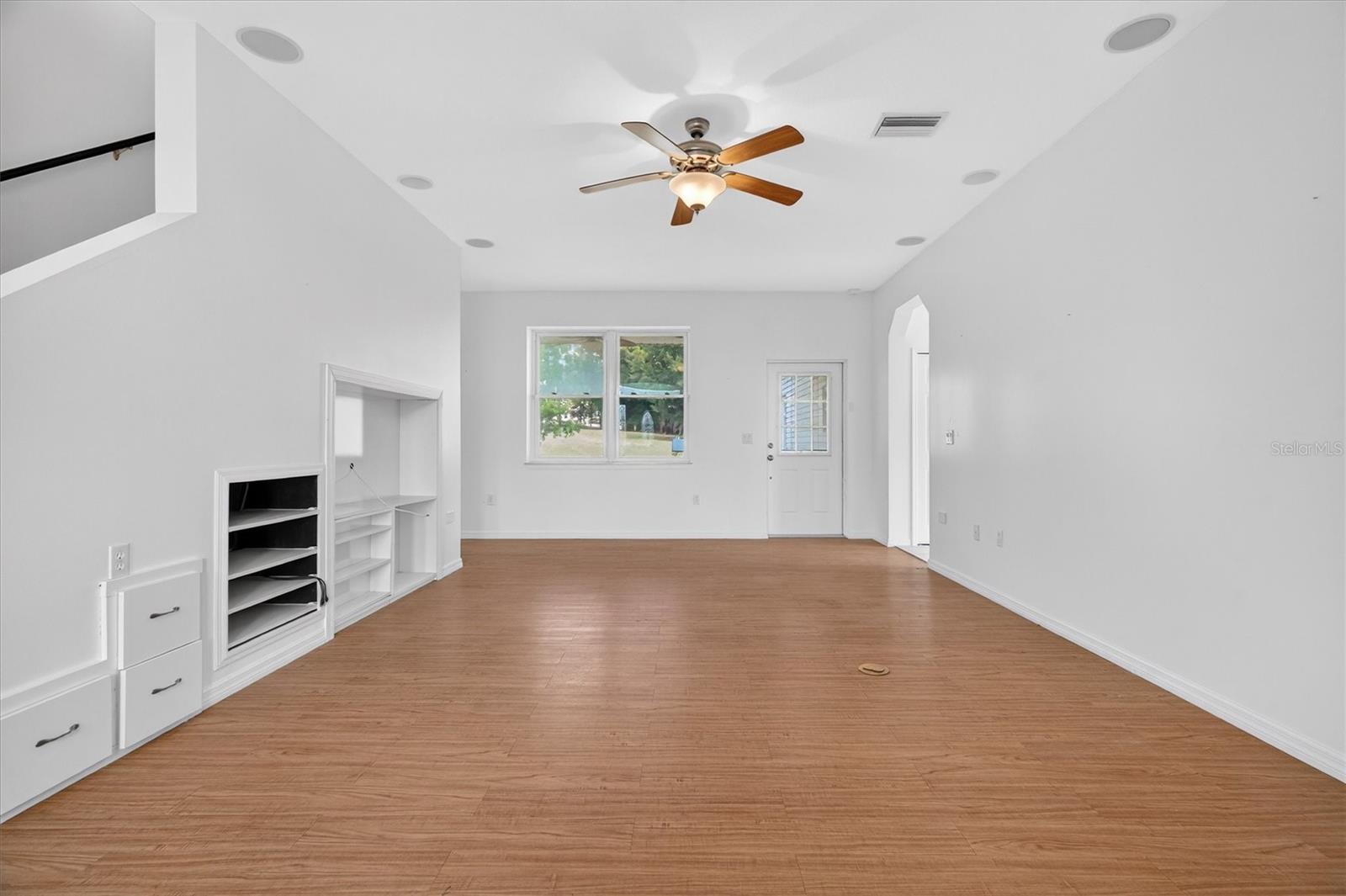 38327 HAMRICH DR — photo 7