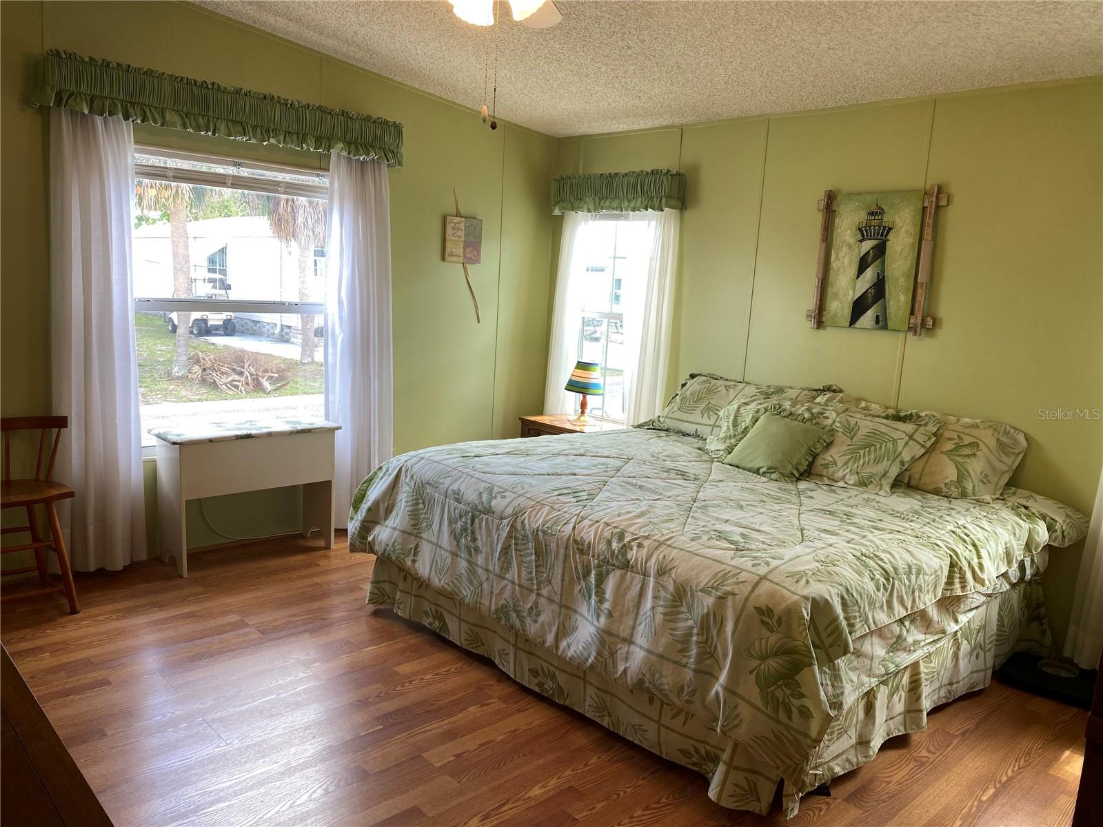 701 RIVERVIEW CIR — photo 8