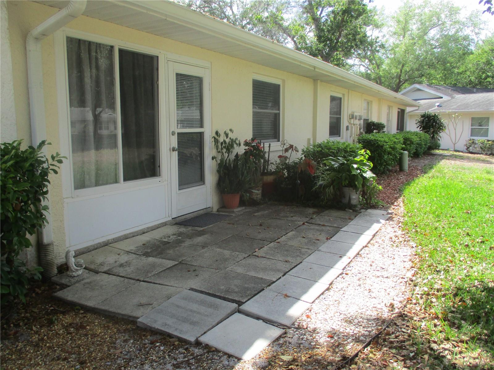 2124 HAILSTONE CIR — photo 18
