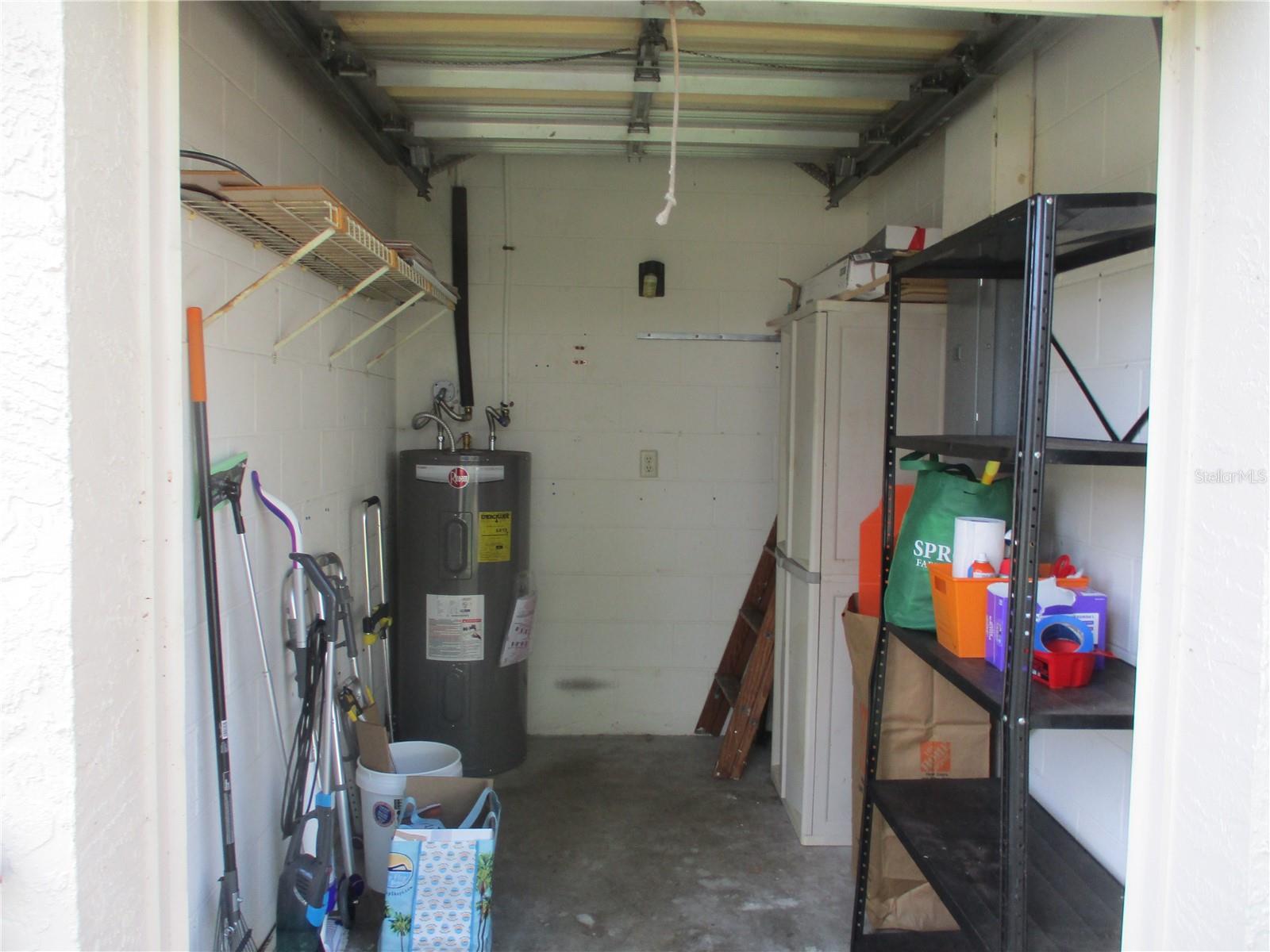 2124 HAILSTONE CIR — photo 16