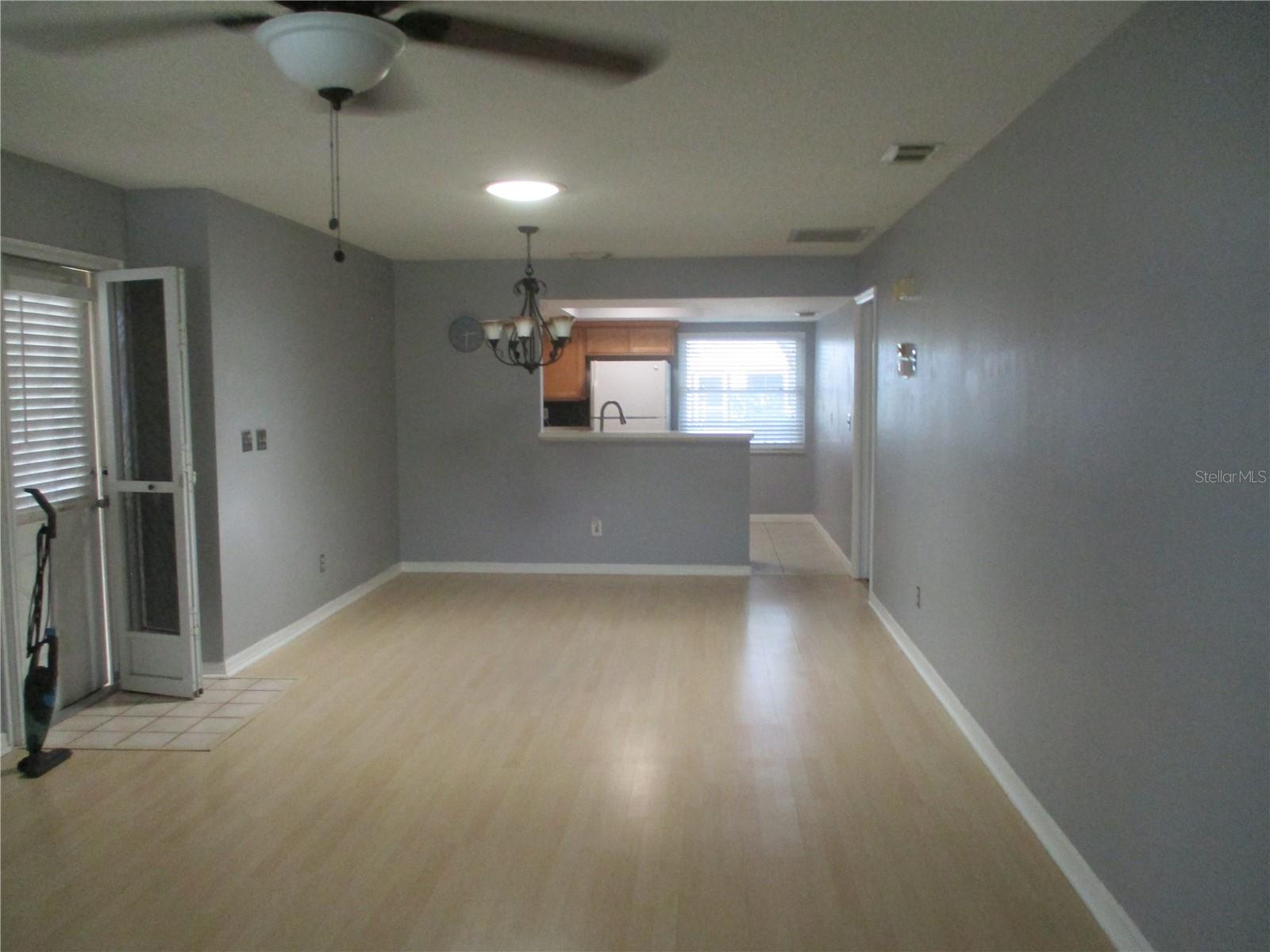 2124 HAILSTONE CIR — photo 3