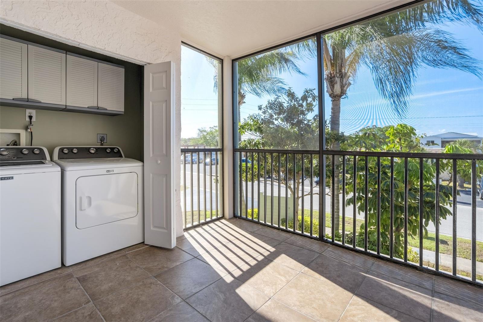 460 S PAULA DR #402 — photo 14