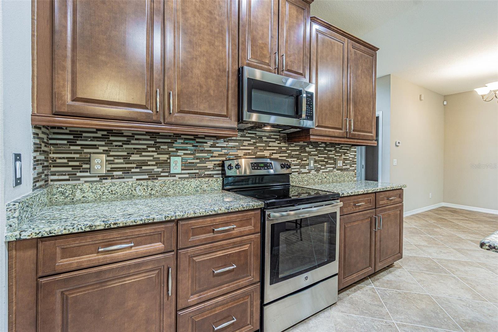 9936 GAP WEDGE DR — photo 6