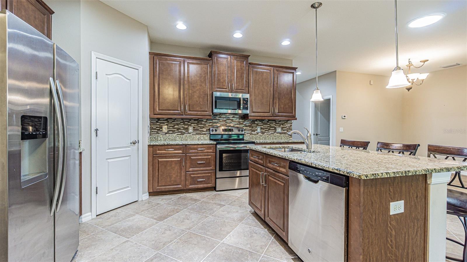 9936 GAP WEDGE DR — photo 7