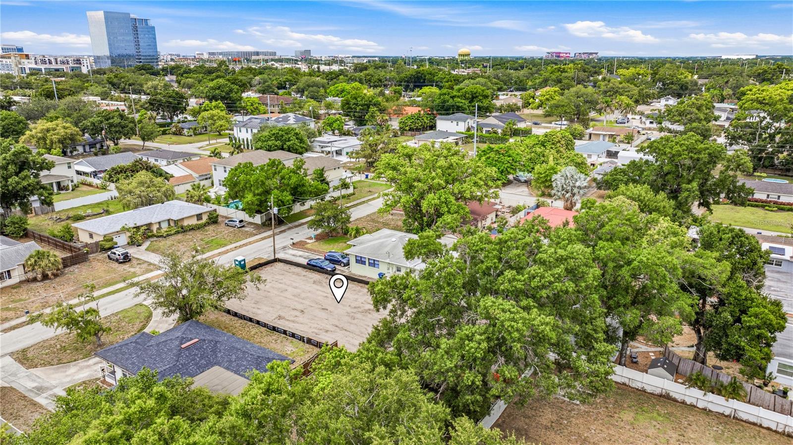 607 N MATANZAS AVE — photo 4