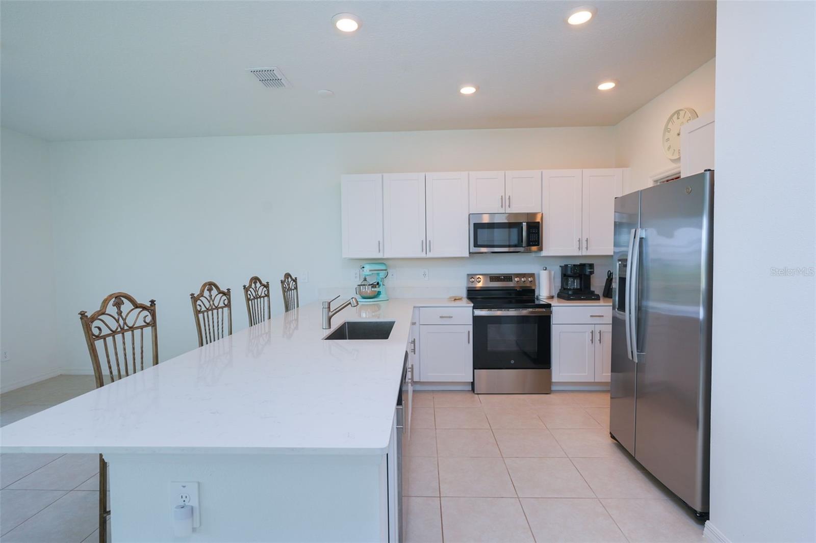10059 TRUMPET HONEYSUCKLE WAY — photo 20