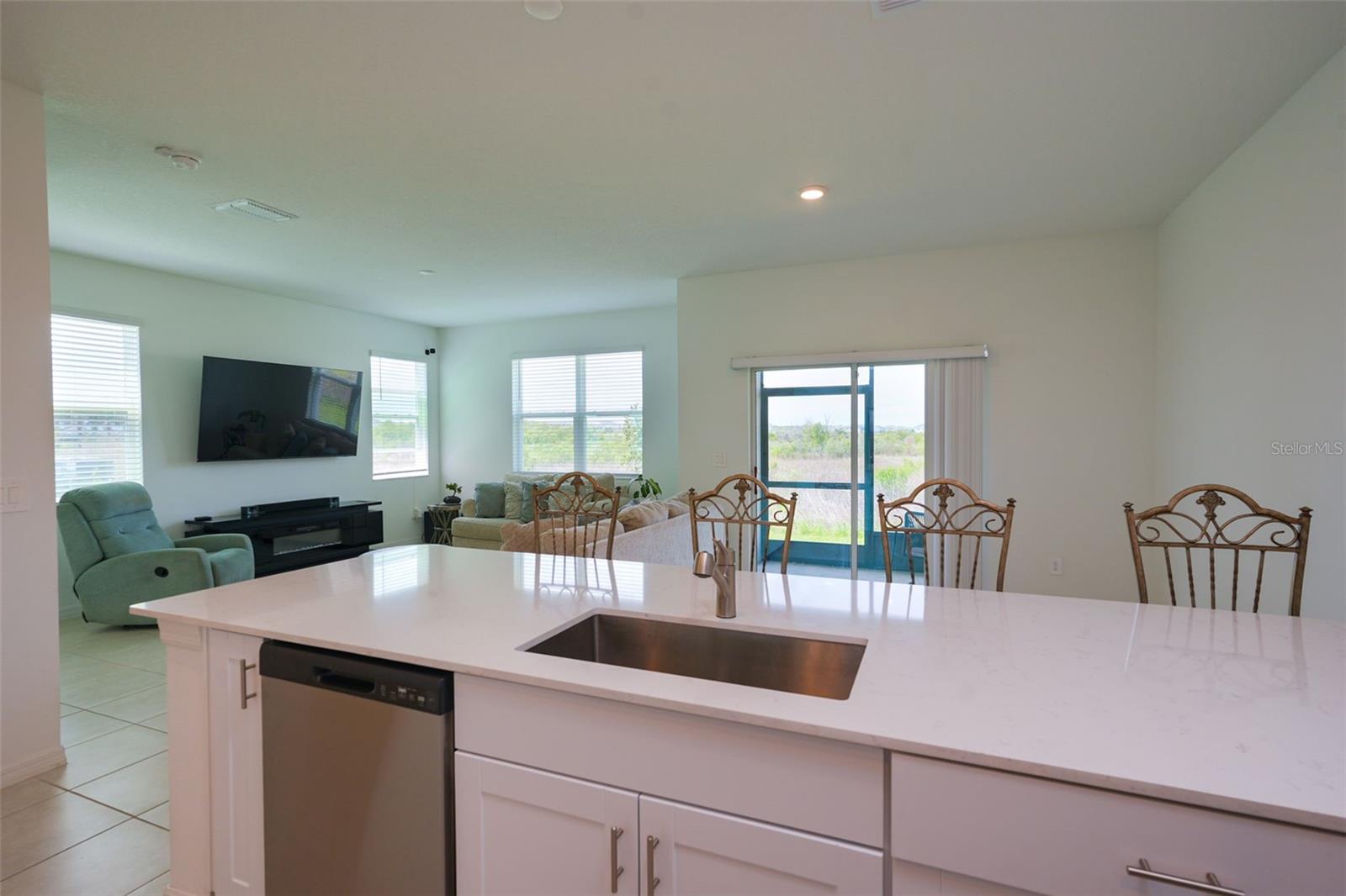 10059 TRUMPET HONEYSUCKLE WAY — photo 21