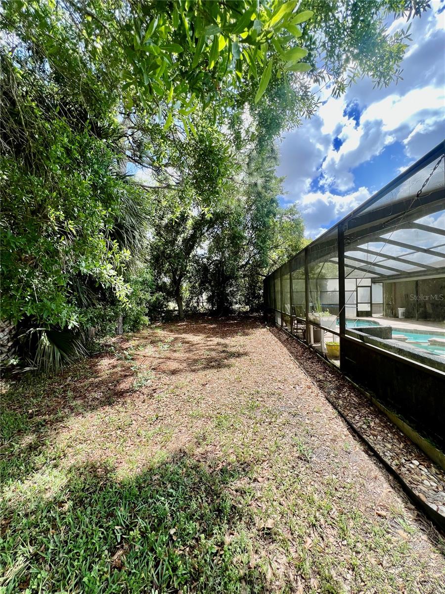 5810 REDHAWK DR — photo 43