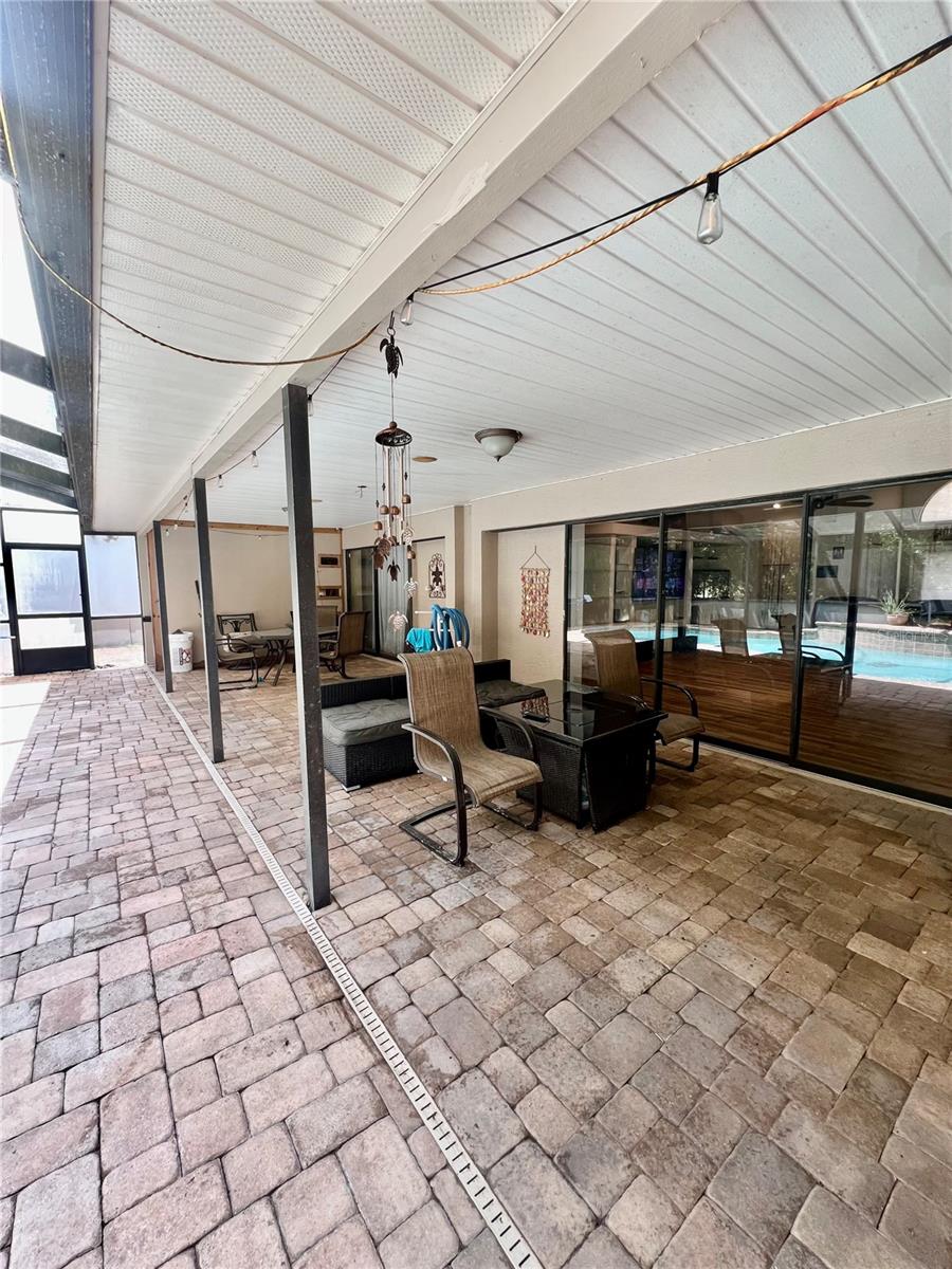 5810 REDHAWK DR — photo 37