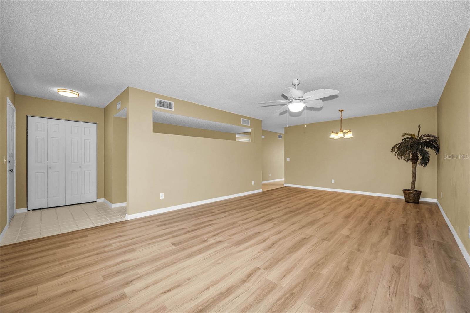2223 PHILIPPINE DR #35 — photo 8