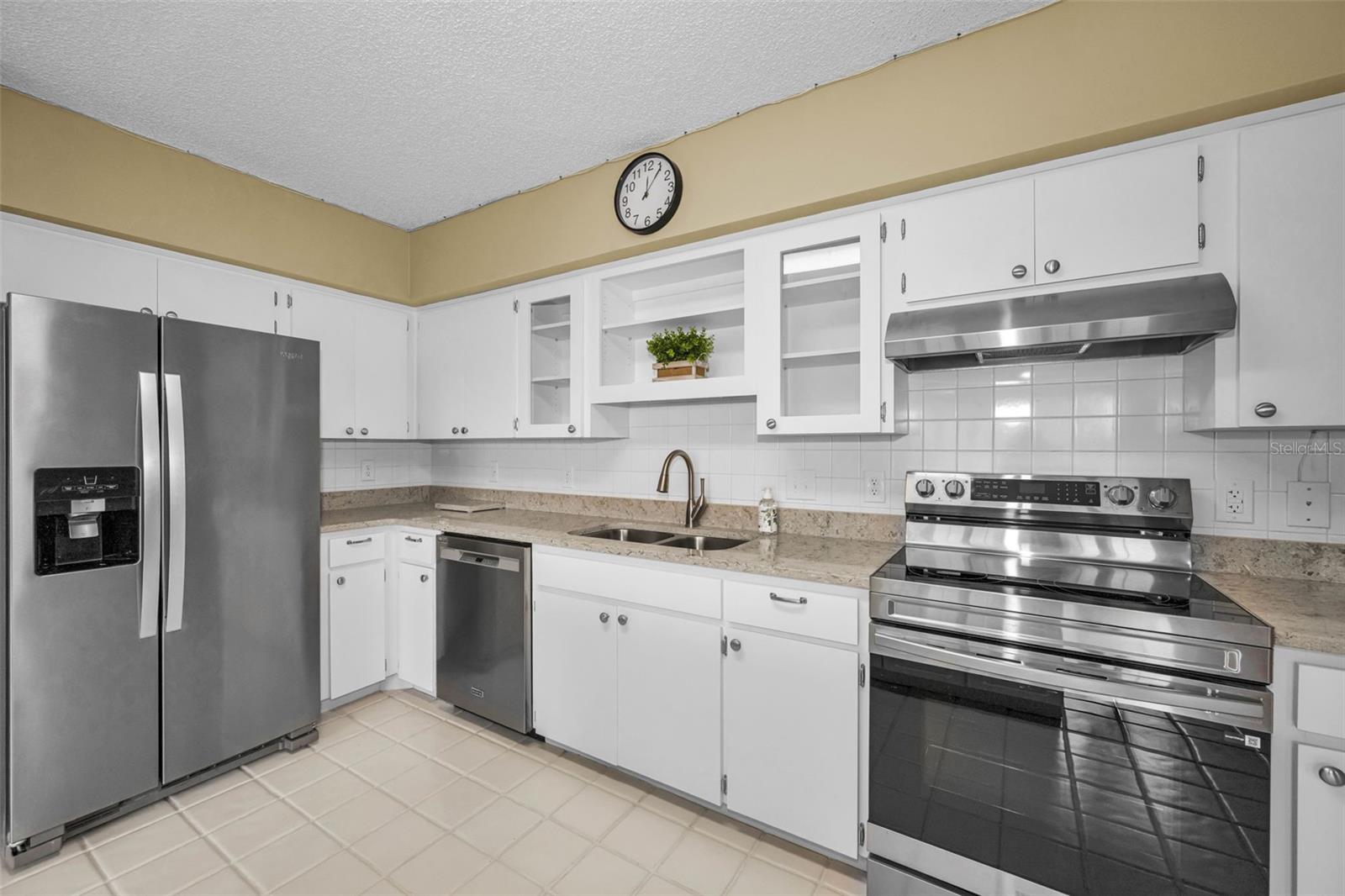 2223 PHILIPPINE DR #35 — photo 22