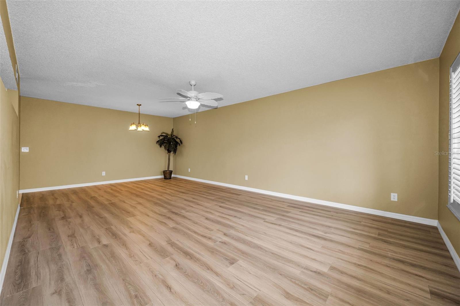 2223 PHILIPPINE DR #35 — photo 6