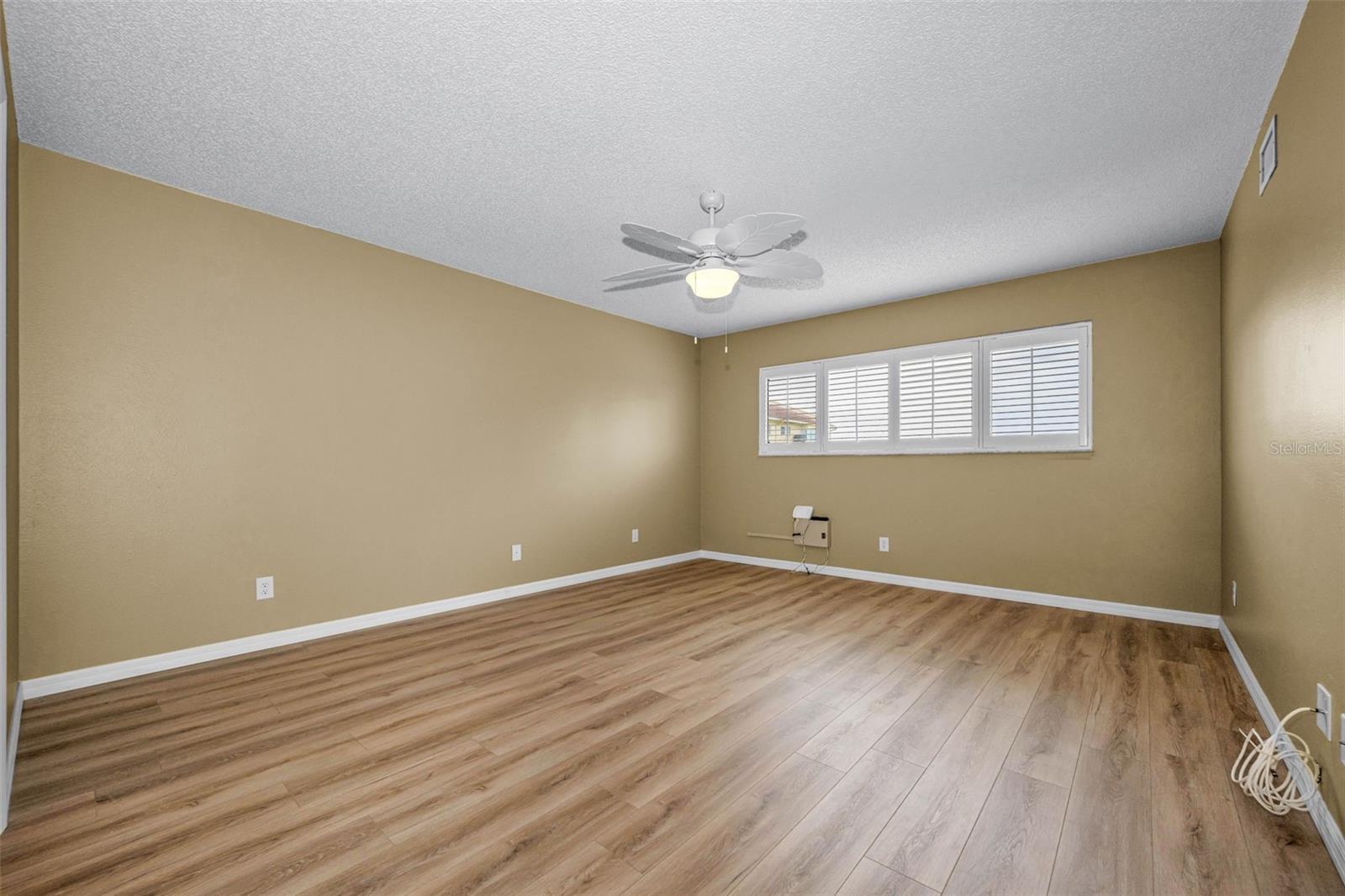 2223 PHILIPPINE DR #35 — photo 29