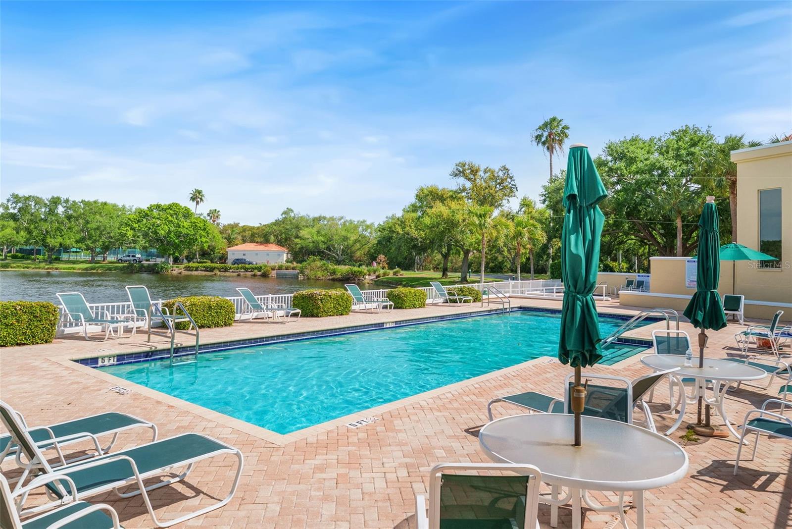4780 DOLPHIN CAY LN S #109 — photo 38