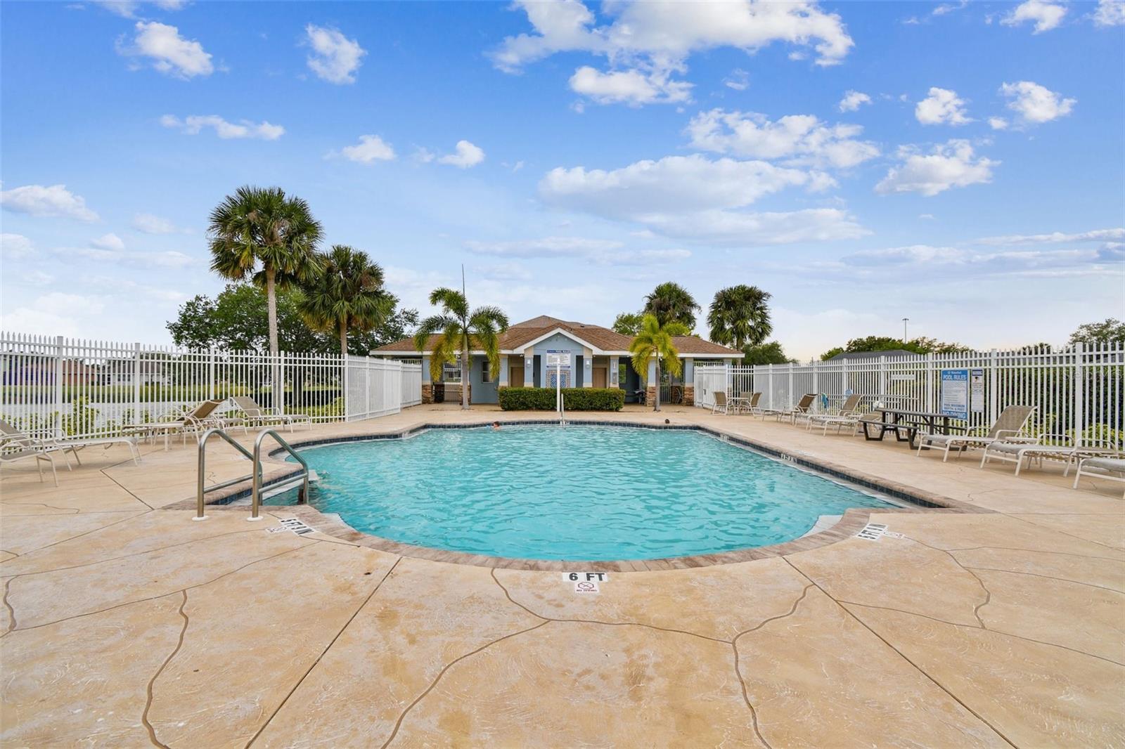 5056 LAKEHURST CT — photo 44