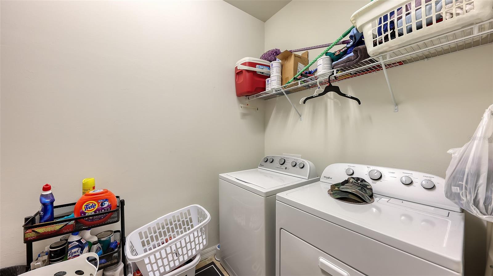 2446 CARNATION CT — photo 30