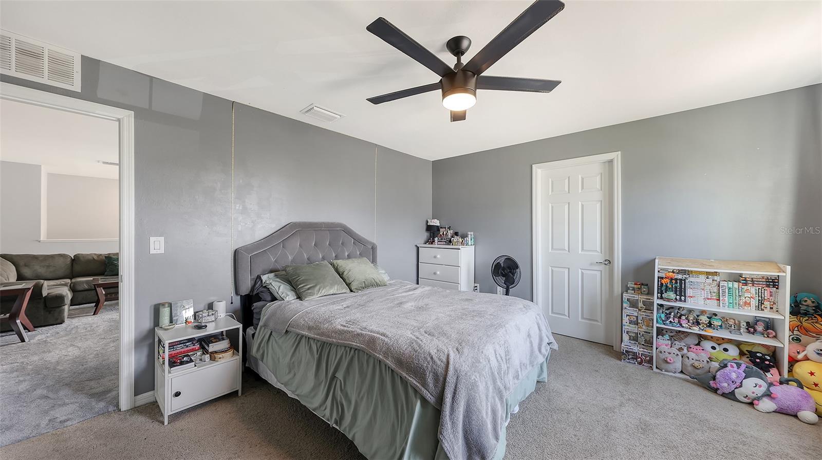 2446 CARNATION CT — photo 37
