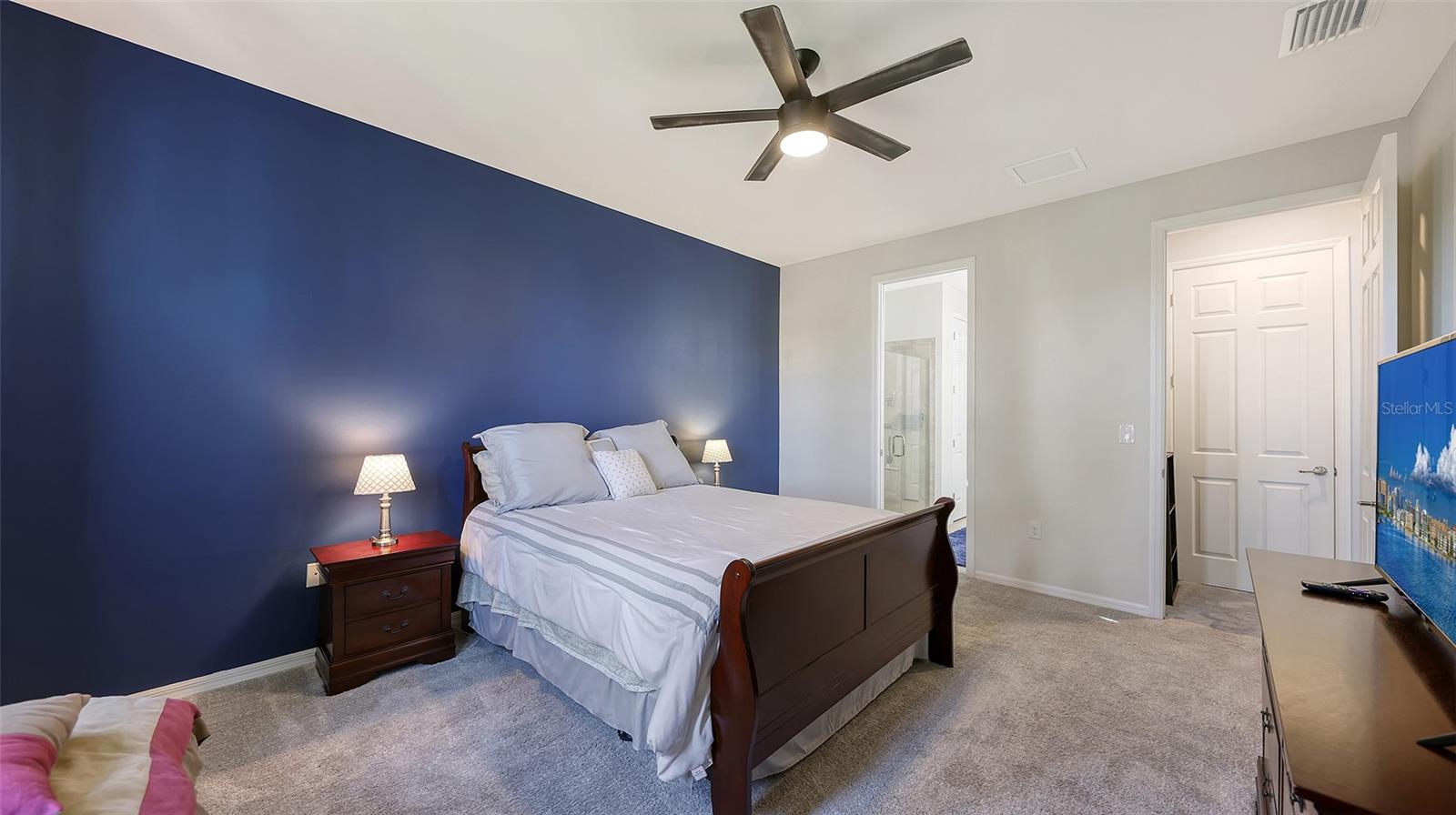 2446 CARNATION CT — photo 24