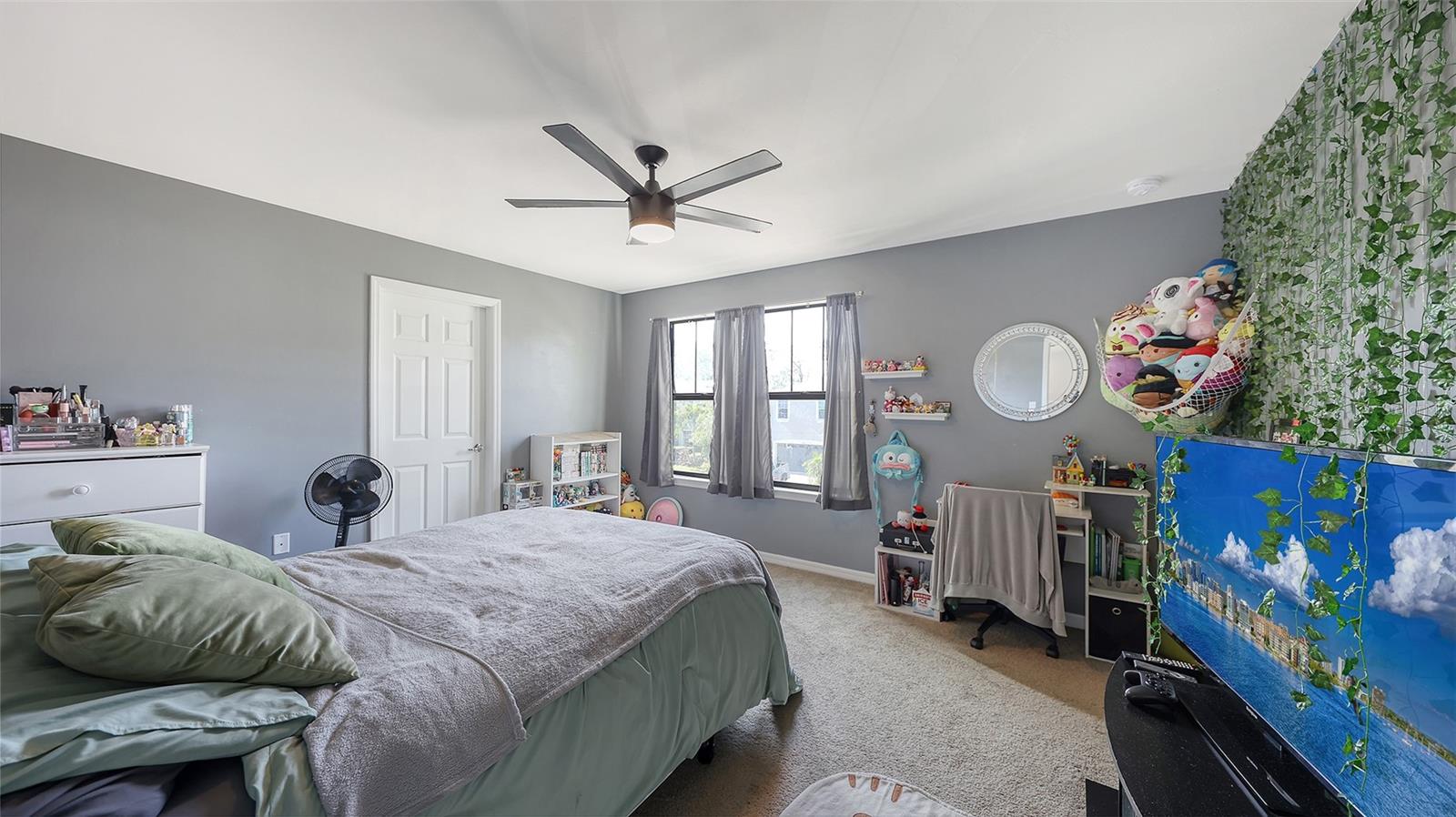 2446 CARNATION CT — photo 36
