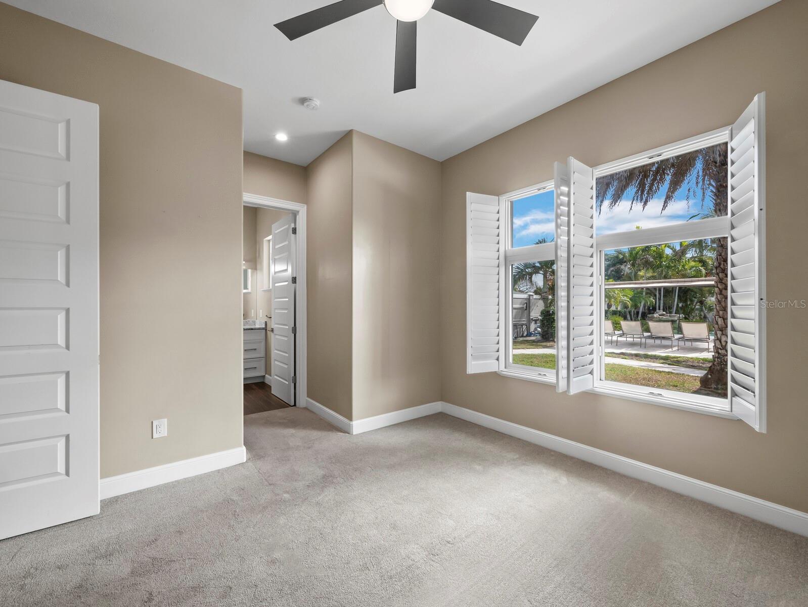 5618 BRITANNIA DR — photo 35