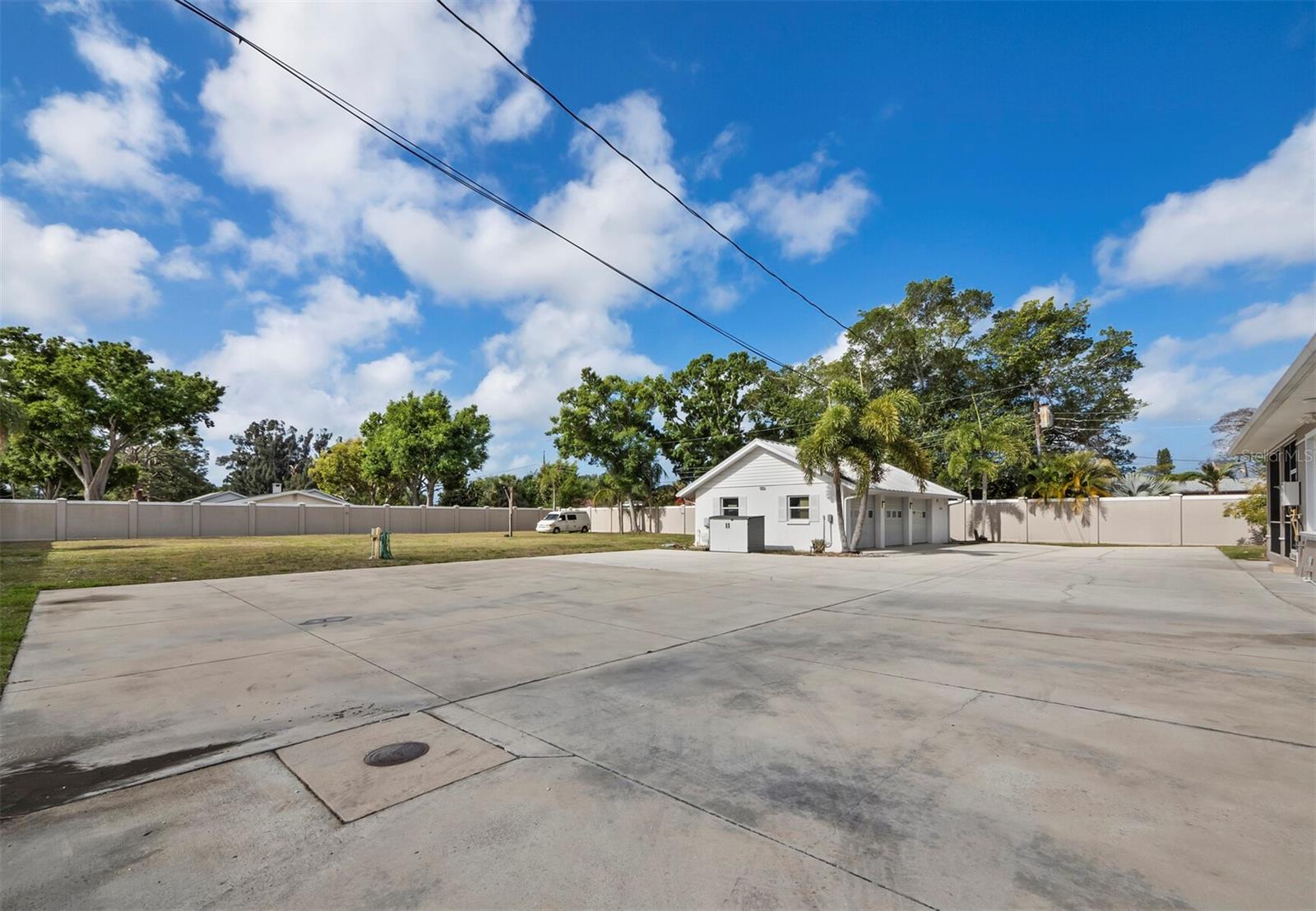 5618 BRITANNIA DR — photo 53