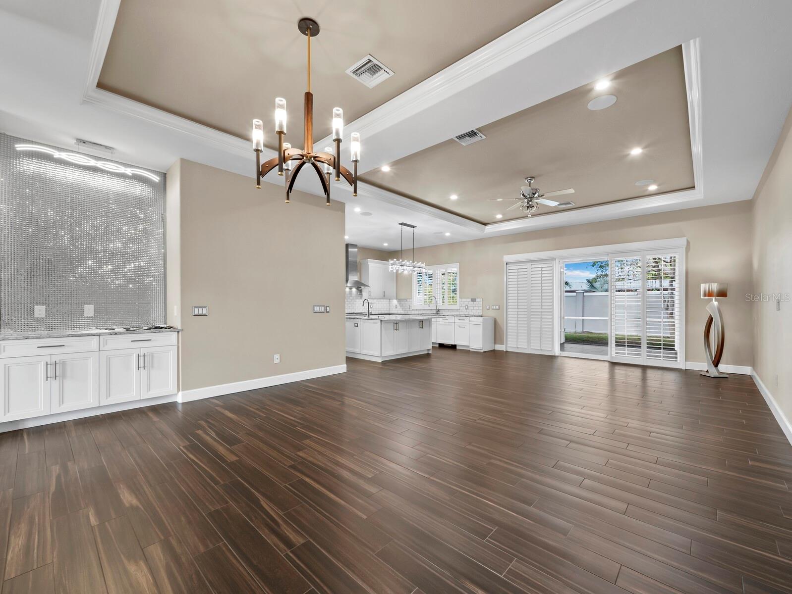 5618 BRITANNIA DR — photo 15